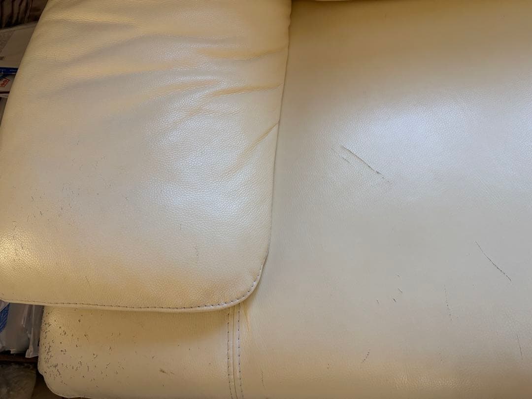 革張り　ソファー