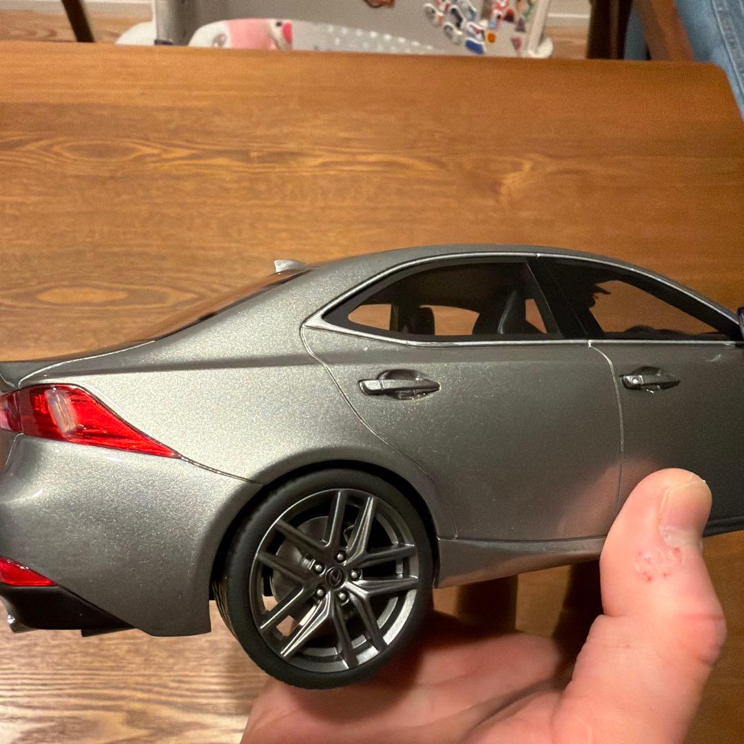 レクサスis Fスポーツ350 サムライ　1/18 展示のみ
