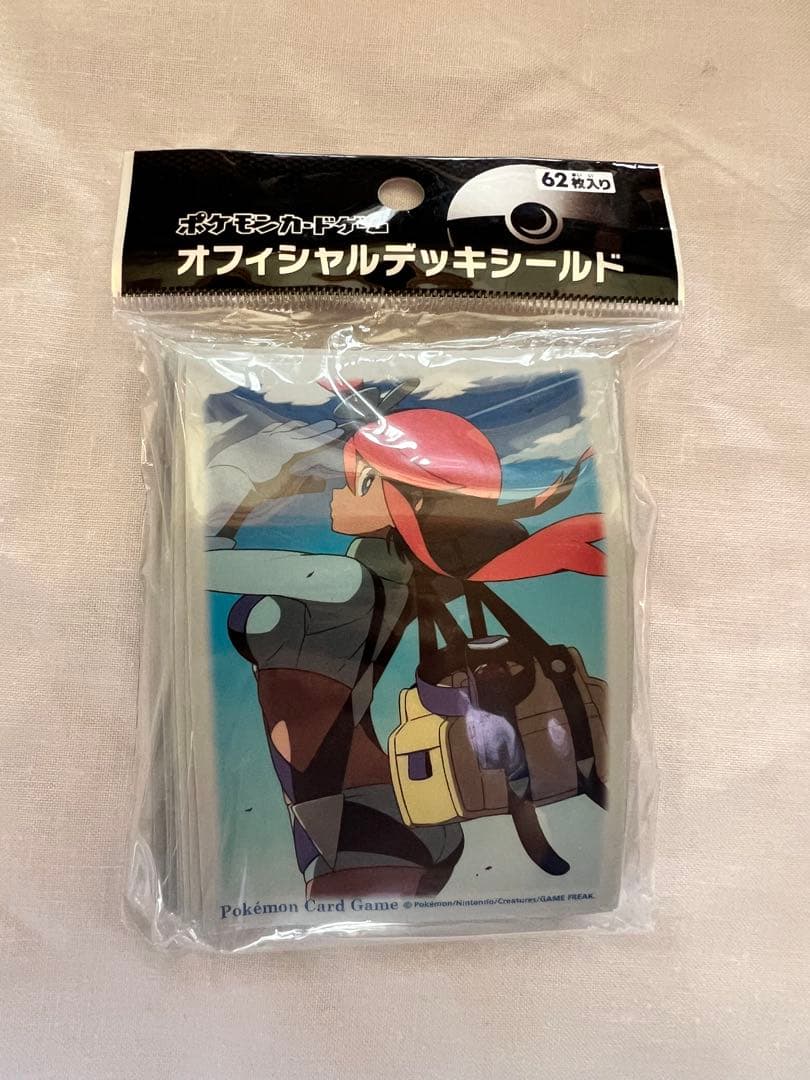 【大幅値下げ！】ポケモンカードゲーム フウロ　デッキケース　デッキシールド