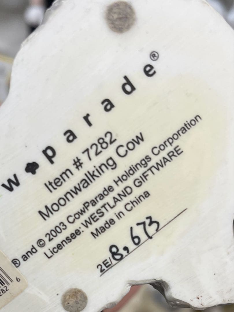 Cow parade　カウパレード　Moonwalking Cow