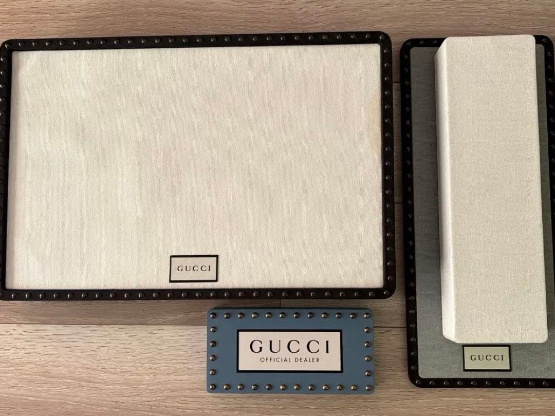 GUCCI ディスプレイ棚　三点セット
