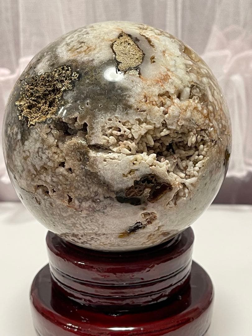 アメジスト　白い　丸玉　口笑原石 99ミリ　大きい　台座付き　② 大きい