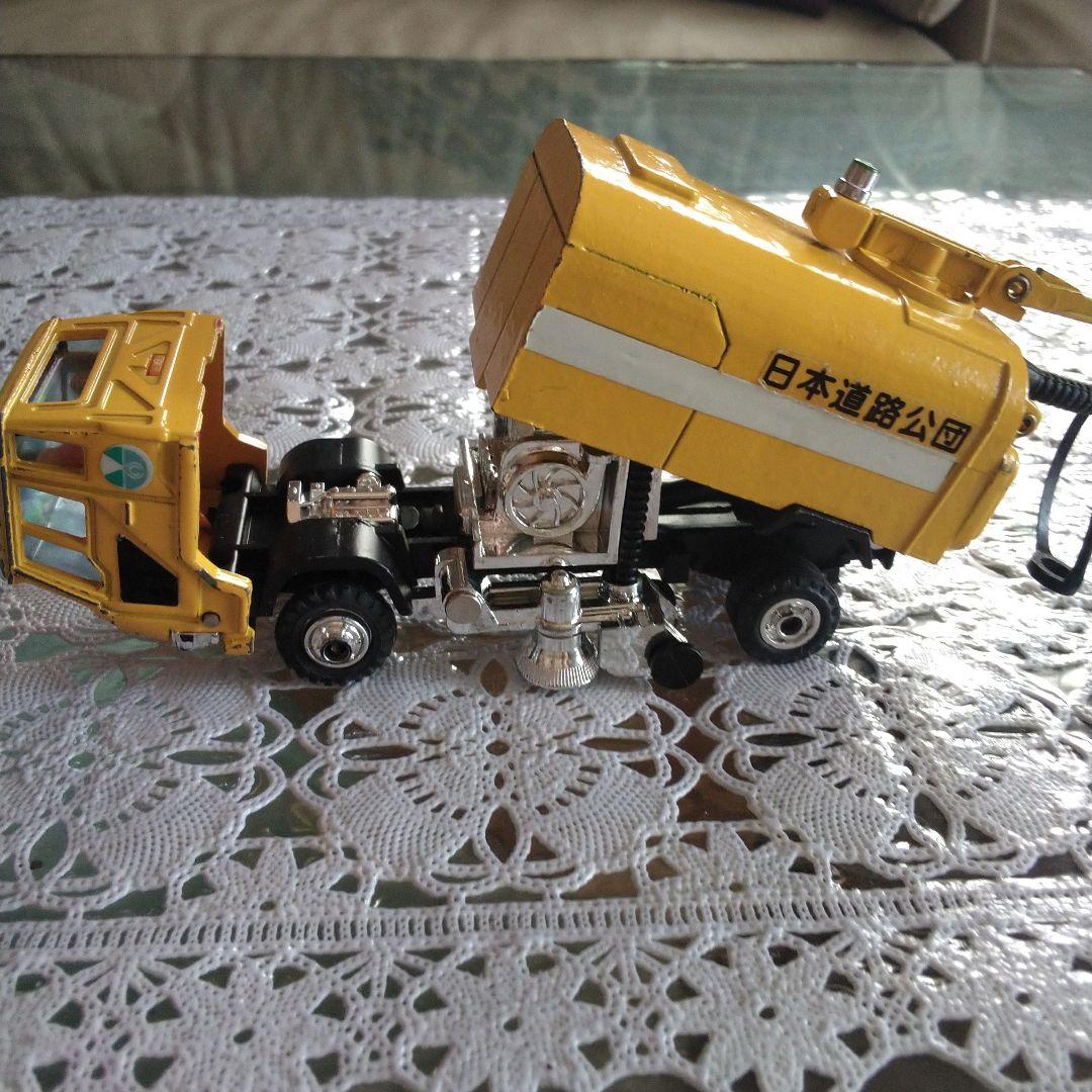 シンセイ ミニカー 路面清掃車 - メルカリ