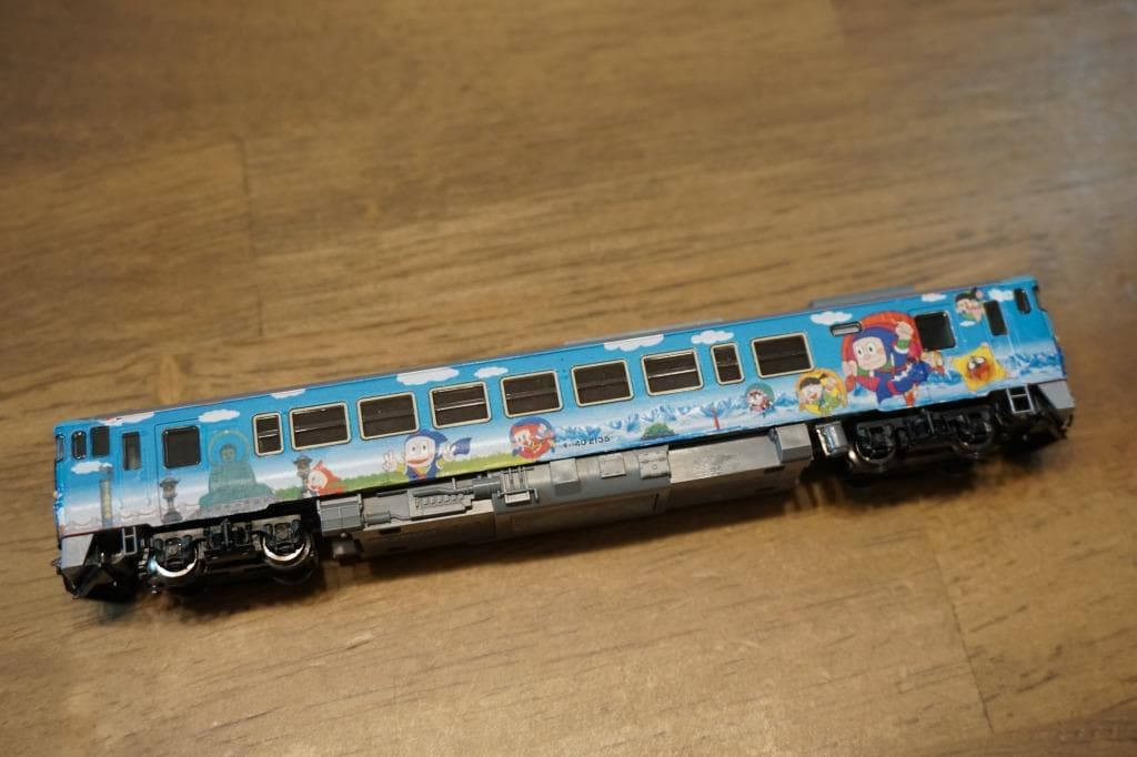 TOMIX キハ40 2135 氷見線・城端線 ハットリくんラッピング塗装 M車