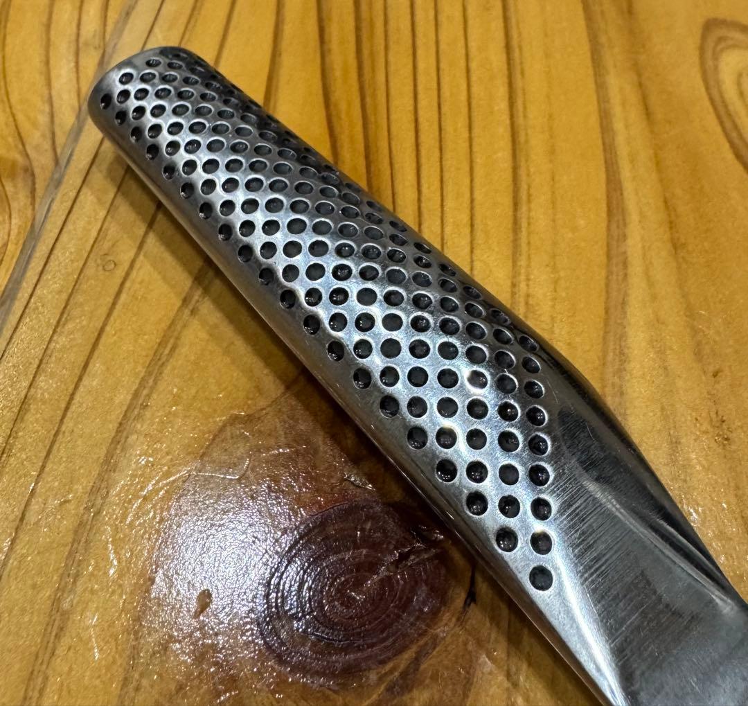 【激レア】GLOBAL グローバル牛刀 彫ロゴモデル　鏡面仕上