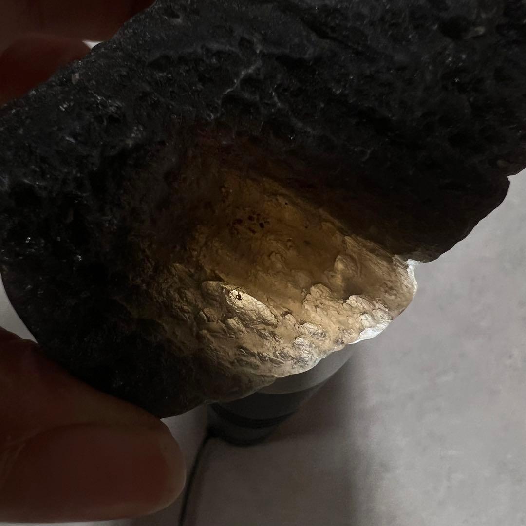 アグニマニタイト テクタイト 約80.5g インドネシア産 大粒 希少石