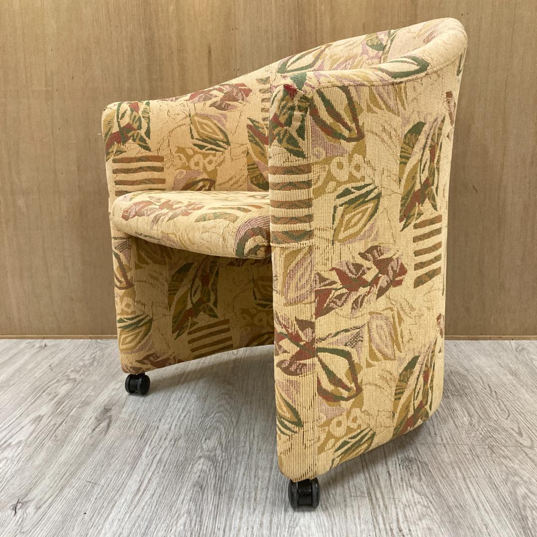 北欧モデル リプロダクト デザイナーズ プラスティック一体成型