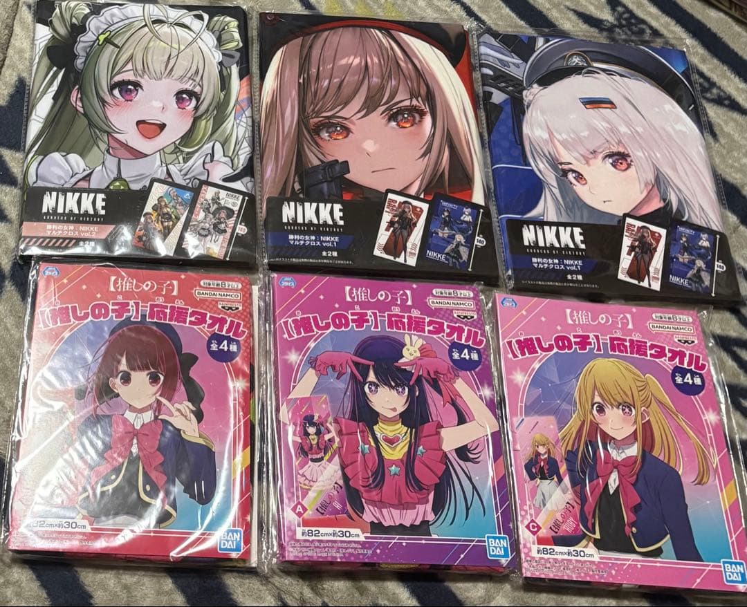 アニメグッズ　タオル系　まとめ売り　28枚