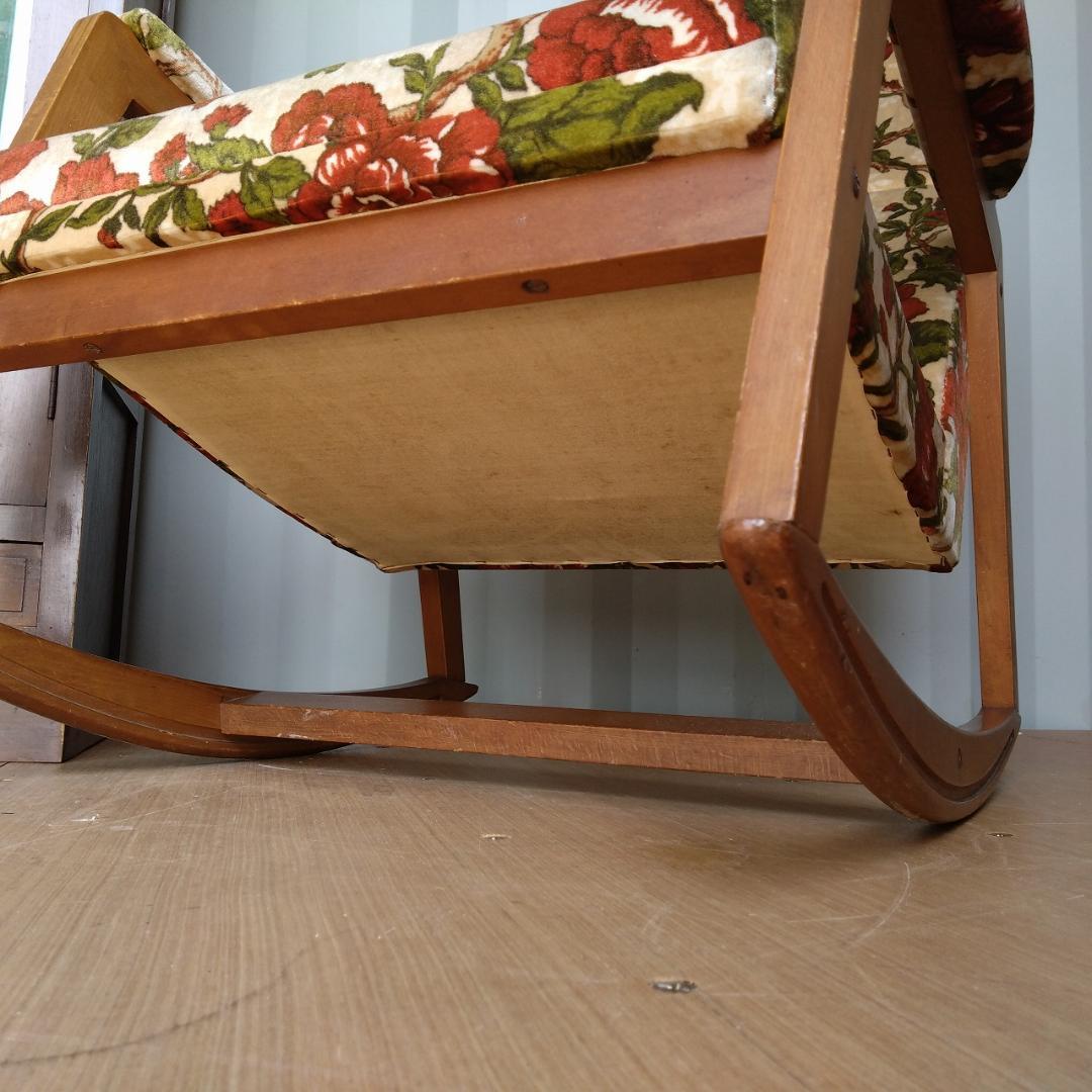 ロッキングチェア　椅子　花柄