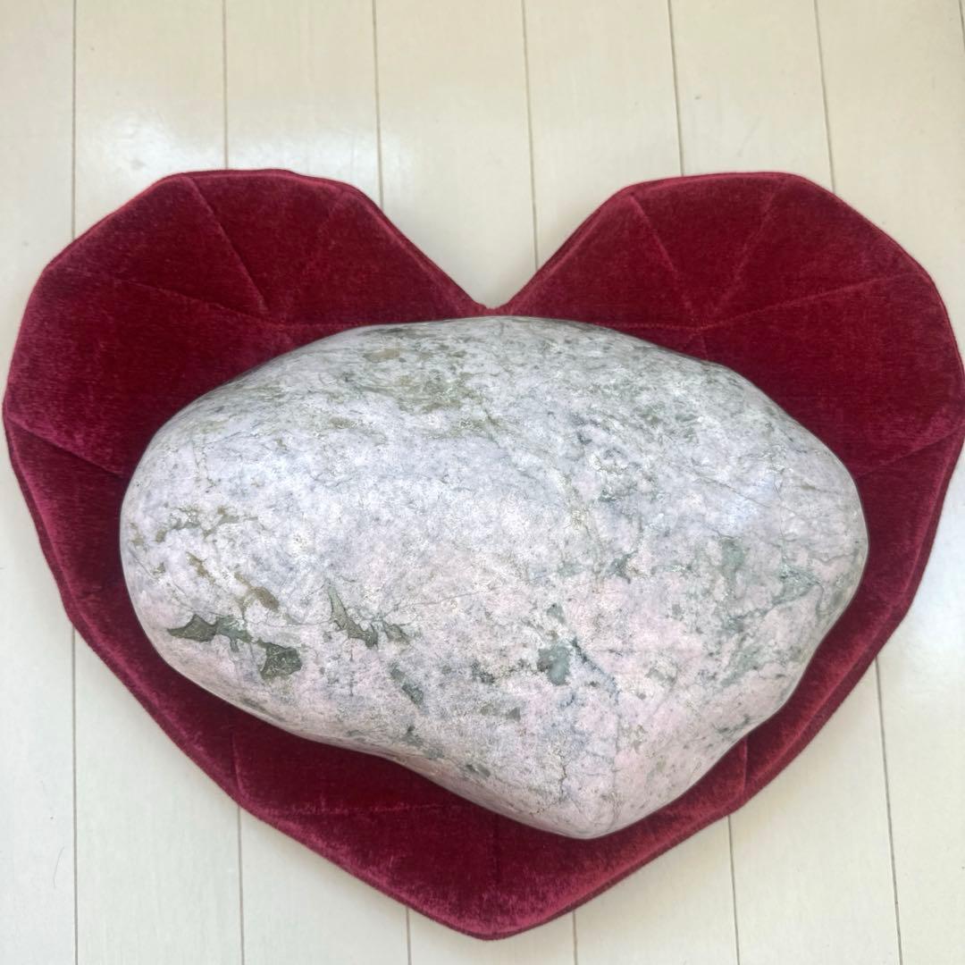 【早い者勝ち】ピンク翡翠　チューライト　桃簾石　糸魚川　9.3kg 【現品限り】