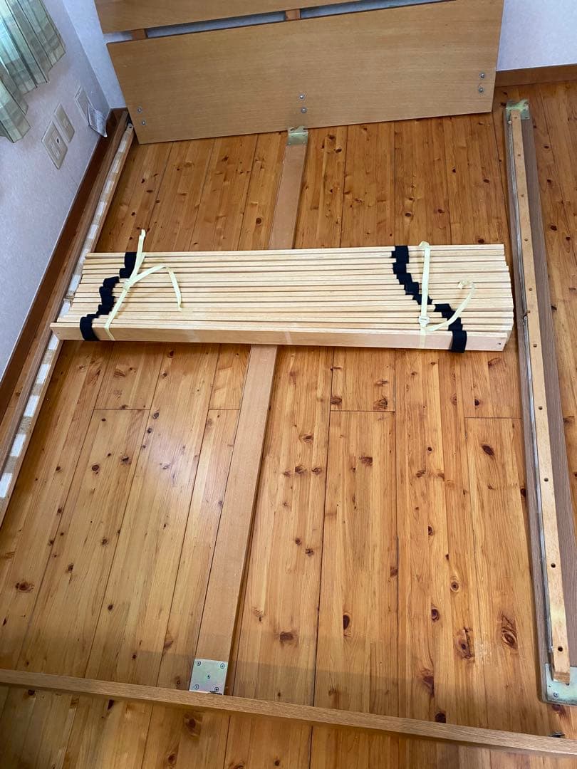 [引き取り限定] 木製 すのこＷベッド 約200cm x 約140cm