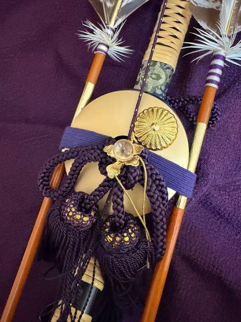 京甲冑 竹麻呂作 兜飾り 五月人形 本水晶・正絹・白檀塗 ガラスケース入り