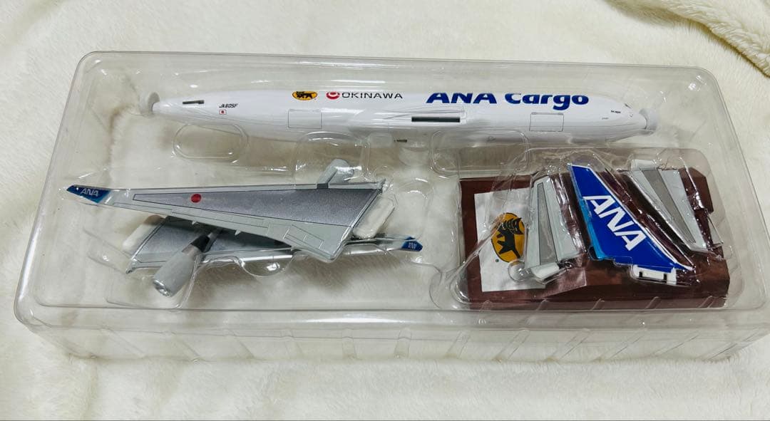 航空機・ヘリコプター ANA Cargo Boeing 767-300 Freighter 1:200