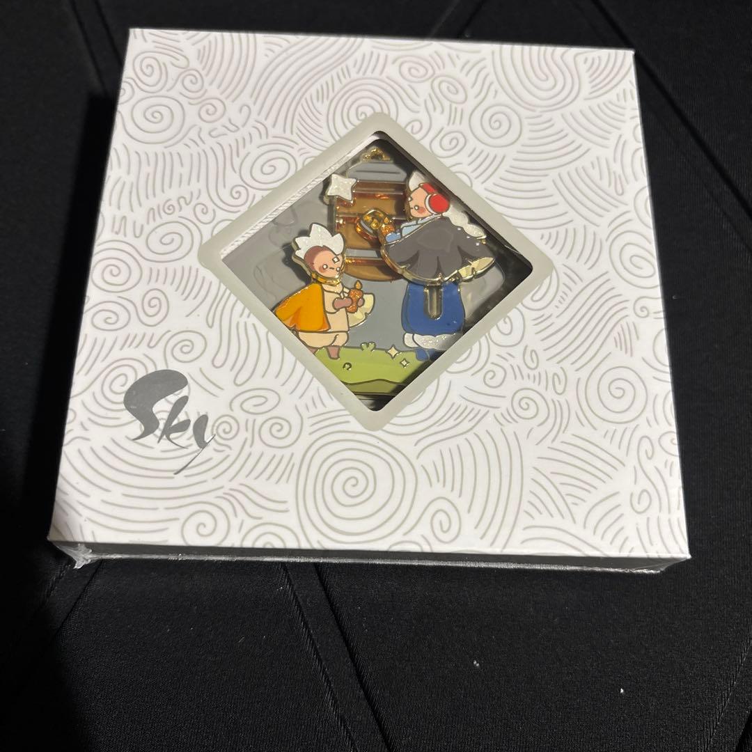 未連携】sky星を紡ぐ子どもたち ピンバッジトール - メルカリ