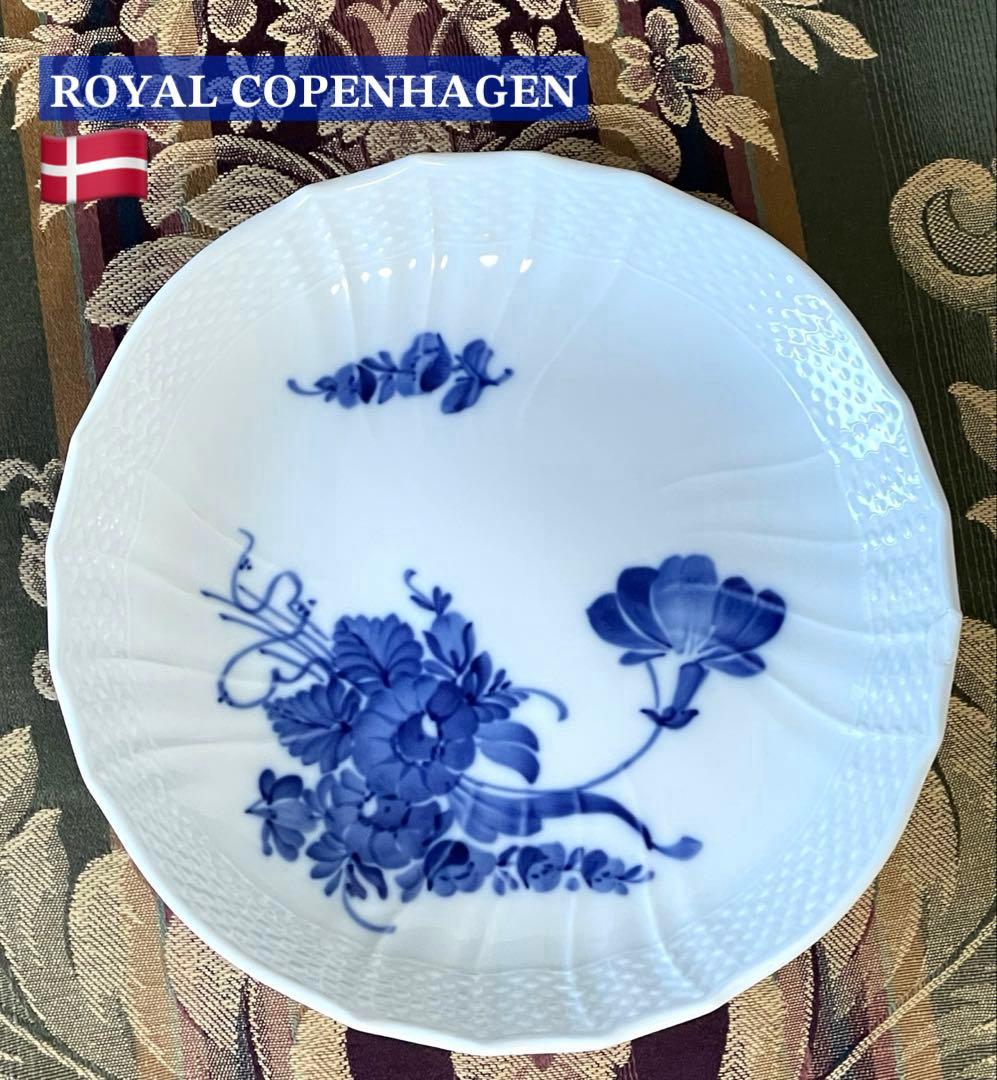 ロイヤルコペンハーゲン ブルーフラワー プレート 20cm ￼カケ補修あり