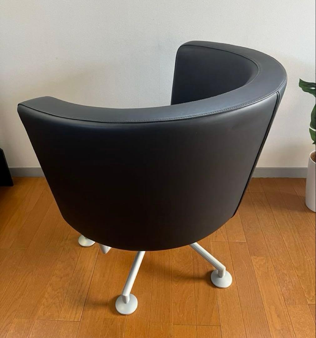 COR CIRCO コア ラウンジチェア ① ポストモダン 革張り 52万 北欧