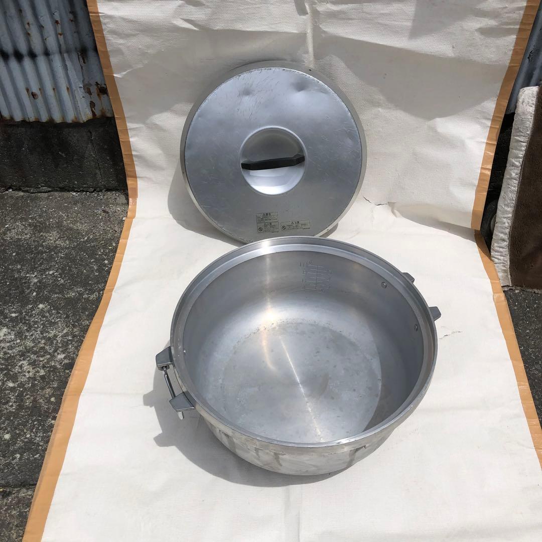 両手鍋アルミ鍋　大鍋　蓋付きキャンプ アウトドア　炊き出しBBQ 厨房計量目盛付