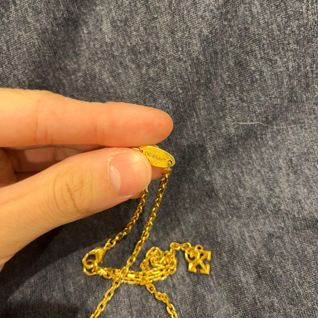 off-white 金ネックレス