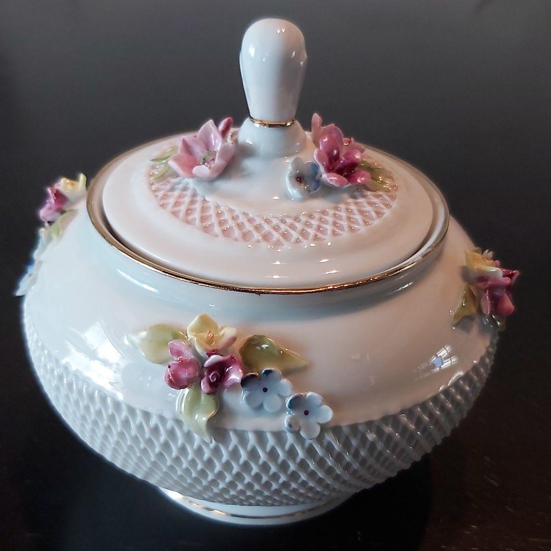 Moga モガ 新品 ボンボニエール ハンドメイド 編み皿 カットワーク 希少