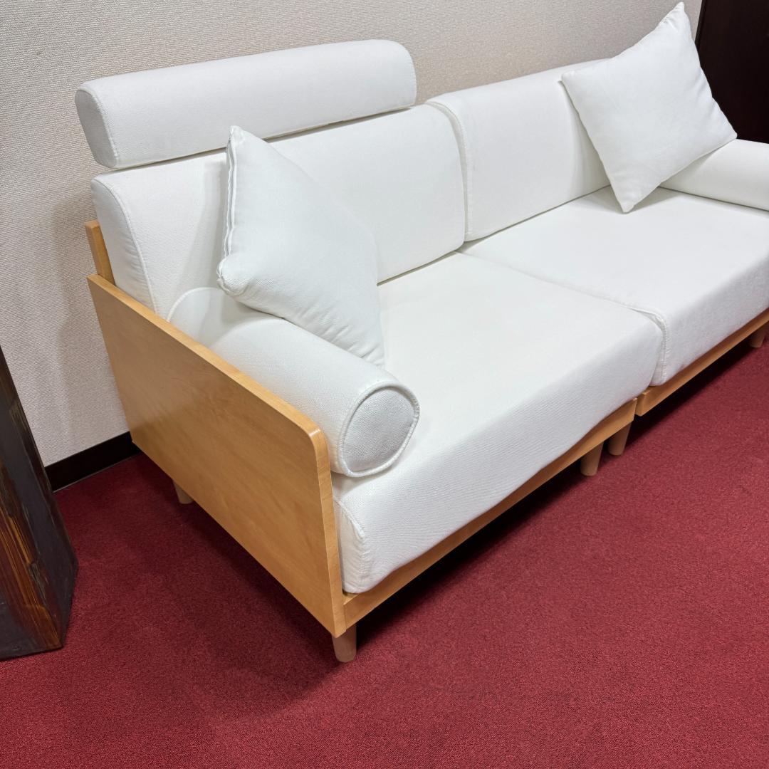 東京23区送料無料　美品2人ソファー　可愛い白色　洗浄/除菌済み