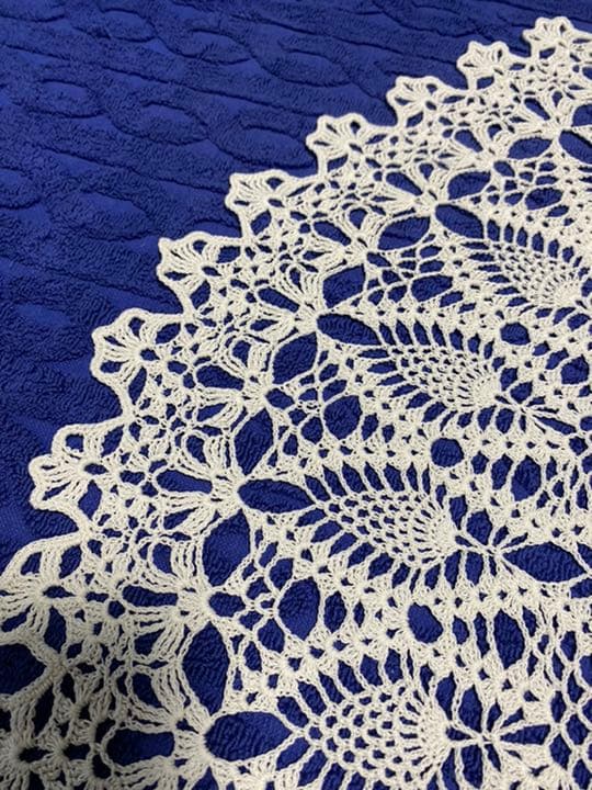 ★レース編み(かぎ針編み)   【テーブルクロス】①《ハンドメイド》