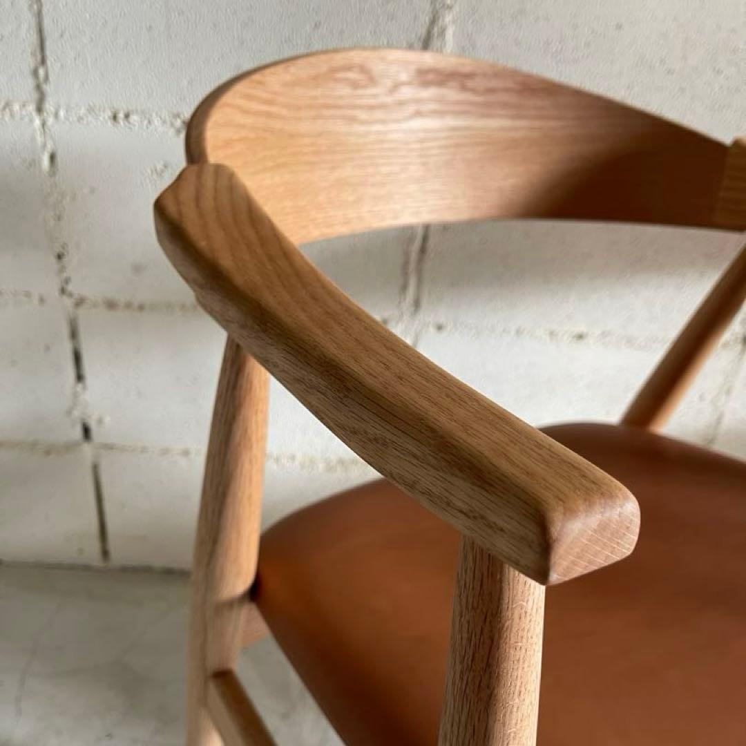 美品 MOMO NATURAL ダイニングチェア 本革 2点セット オーク無垢