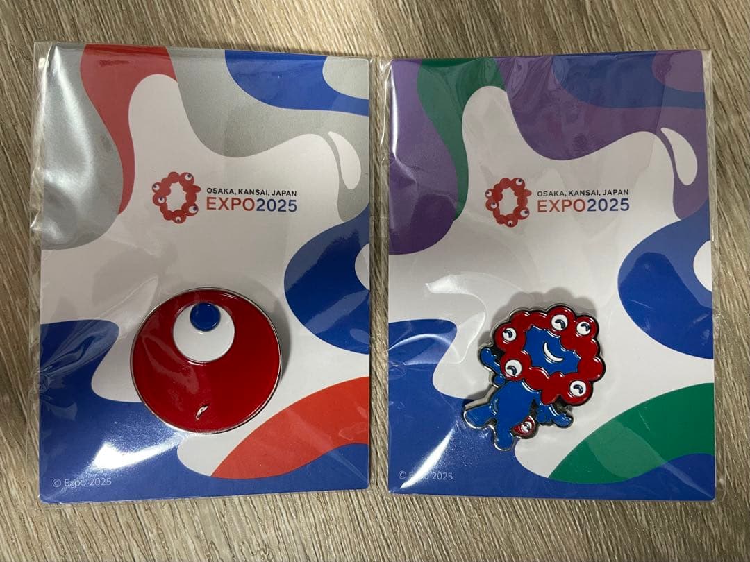 激レア] EXPO2025ピンバッジ 色差し 記念チケットVer. - メルカリ