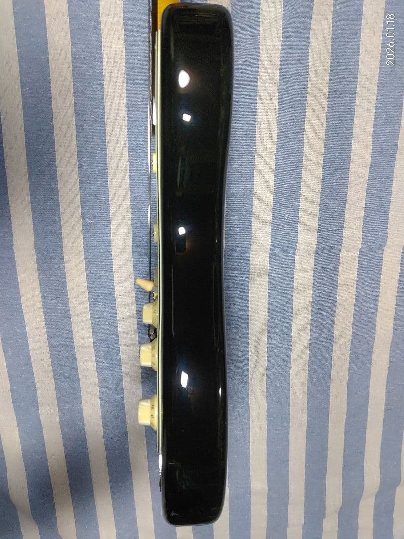 Laid BackブランドのストラトタイプギターST400 3TSまずまずキレイ