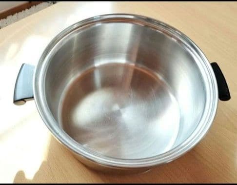 Amway6ℓシチュー鍋18の8ステンレス製両手鍋、仕切板カップ6個、内鍋セット