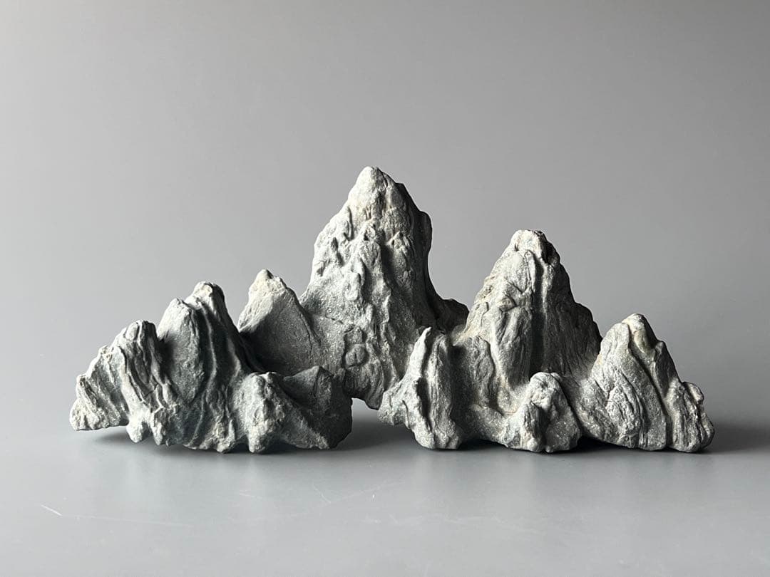 ①　鑑賞石　飾り石　中国美術　置物　山形　水石　盆栽添配　筆置き　裸石