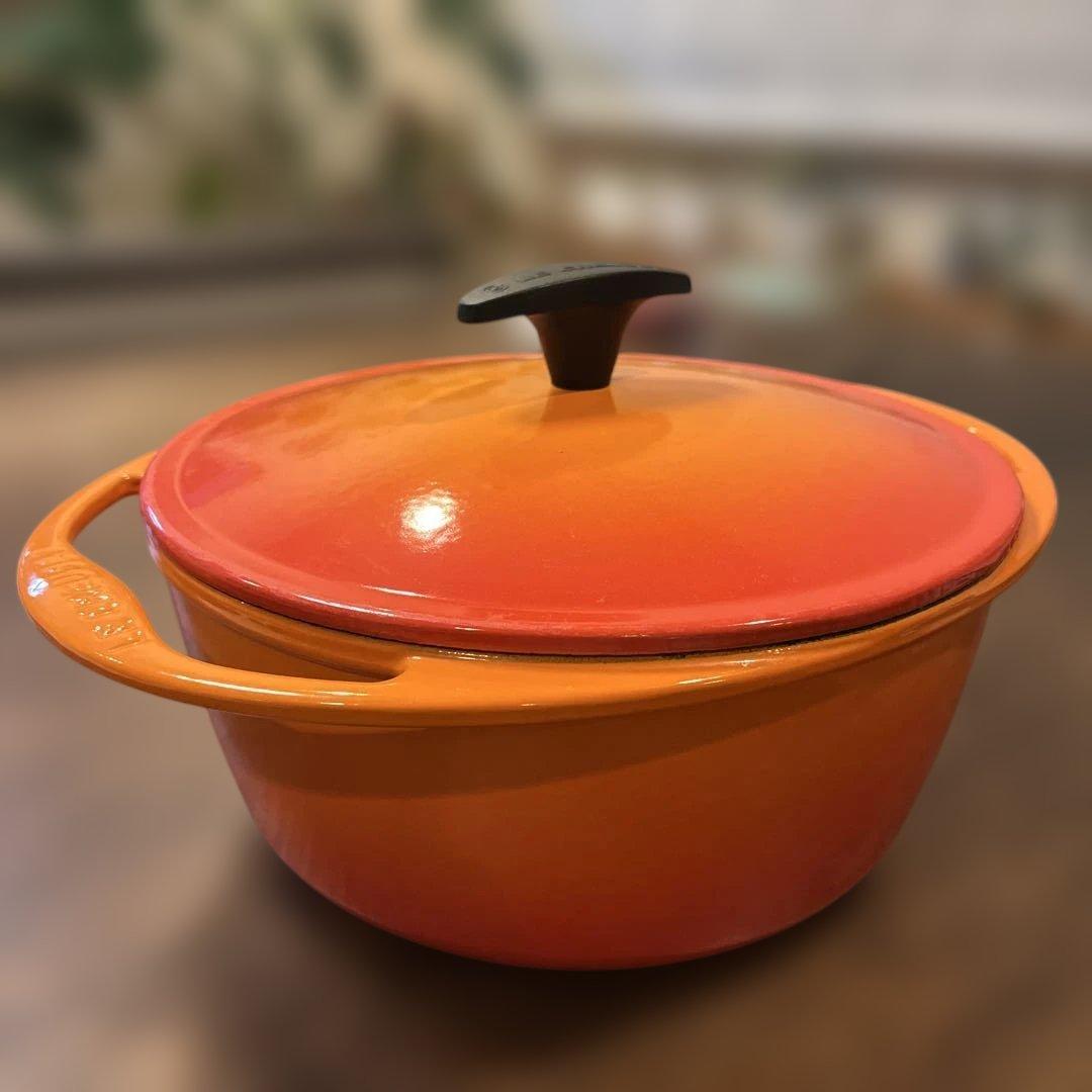 ル・クルーゼ 22 オレンジ