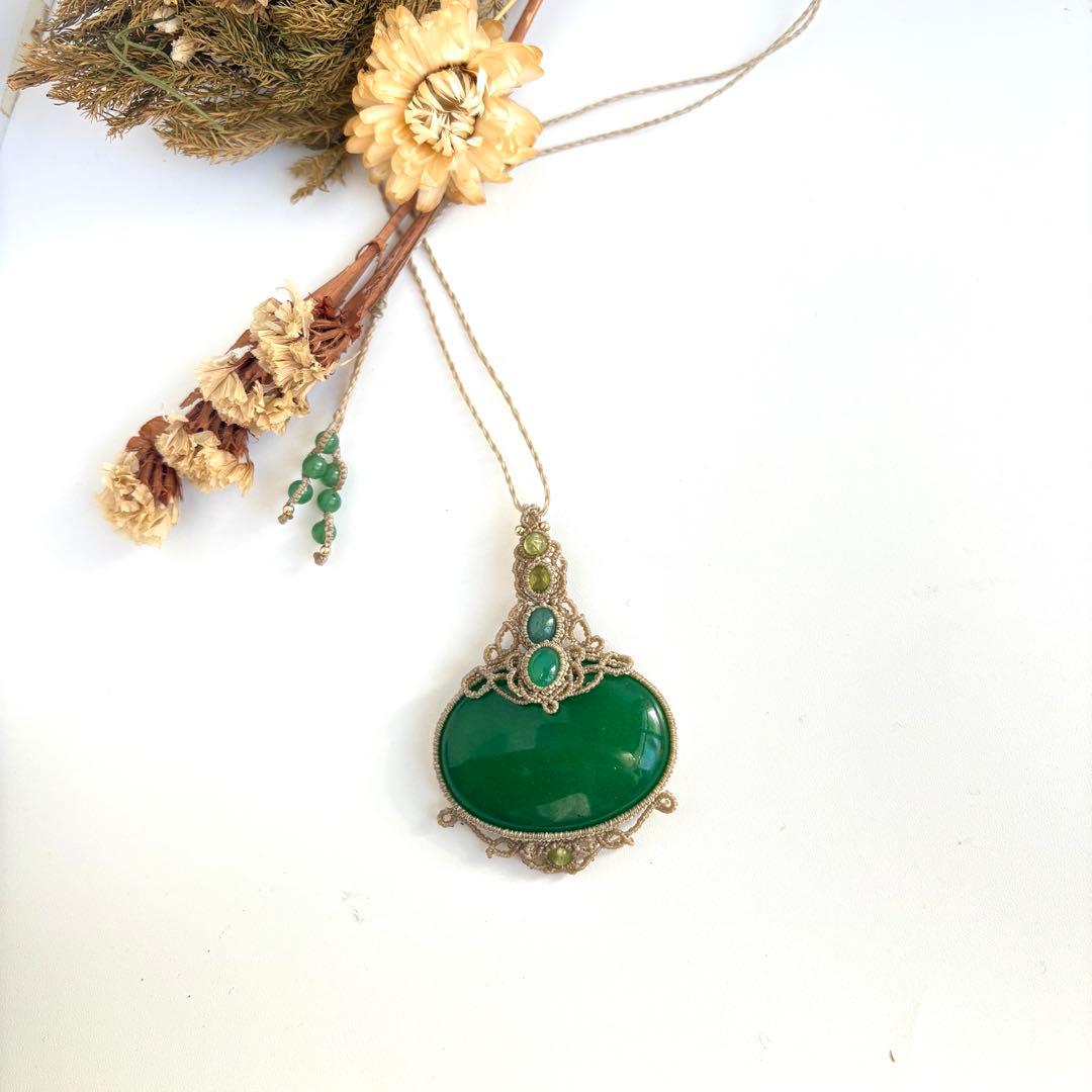 マレーシア翡翠×エメラルド×ペリドット×クリソプレーズのマクラメネックレス