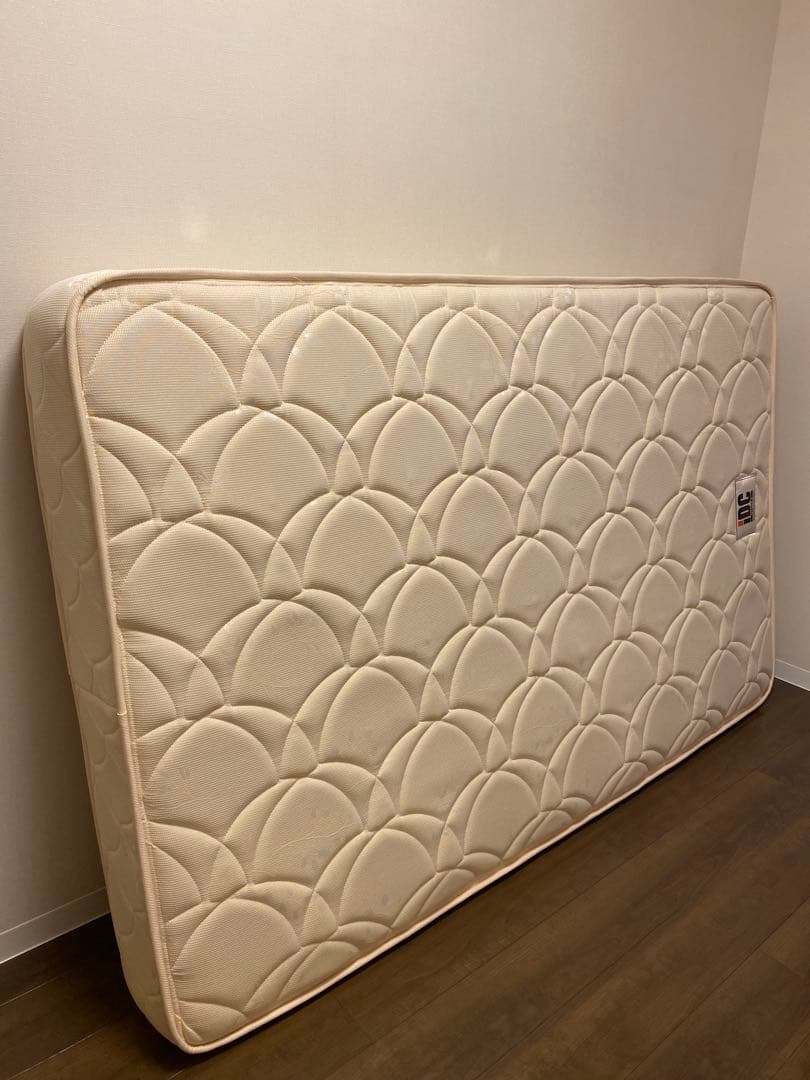 新品未使用　IDC大塚家具 マットレス　セミダブル