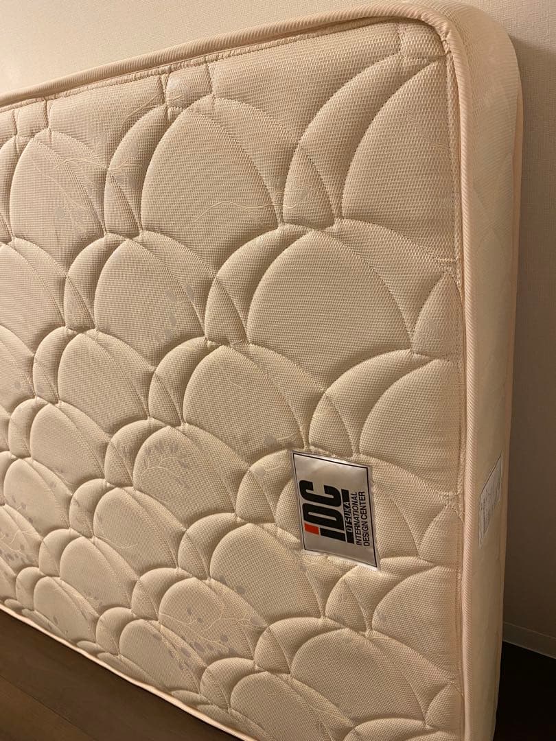 新品未使用　IDC大塚家具 マットレス　セミダブル