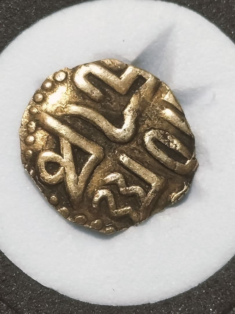 GOLD!◆金貨　南インド古代チョーラ朝　ファナム金貨