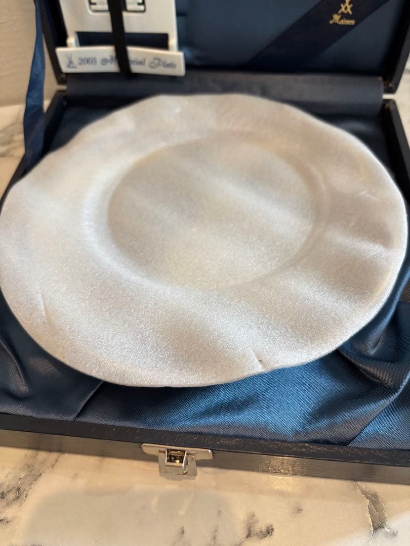 希少　新品未使用　マイセン 2003年 メモリアルプレート 眠れよい子よ