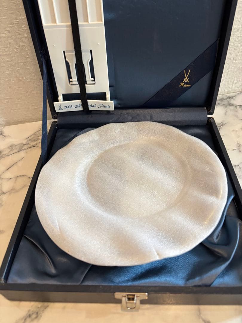 希少　新品未使用　マイセン 2003年 メモリアルプレート 眠れよい子よ