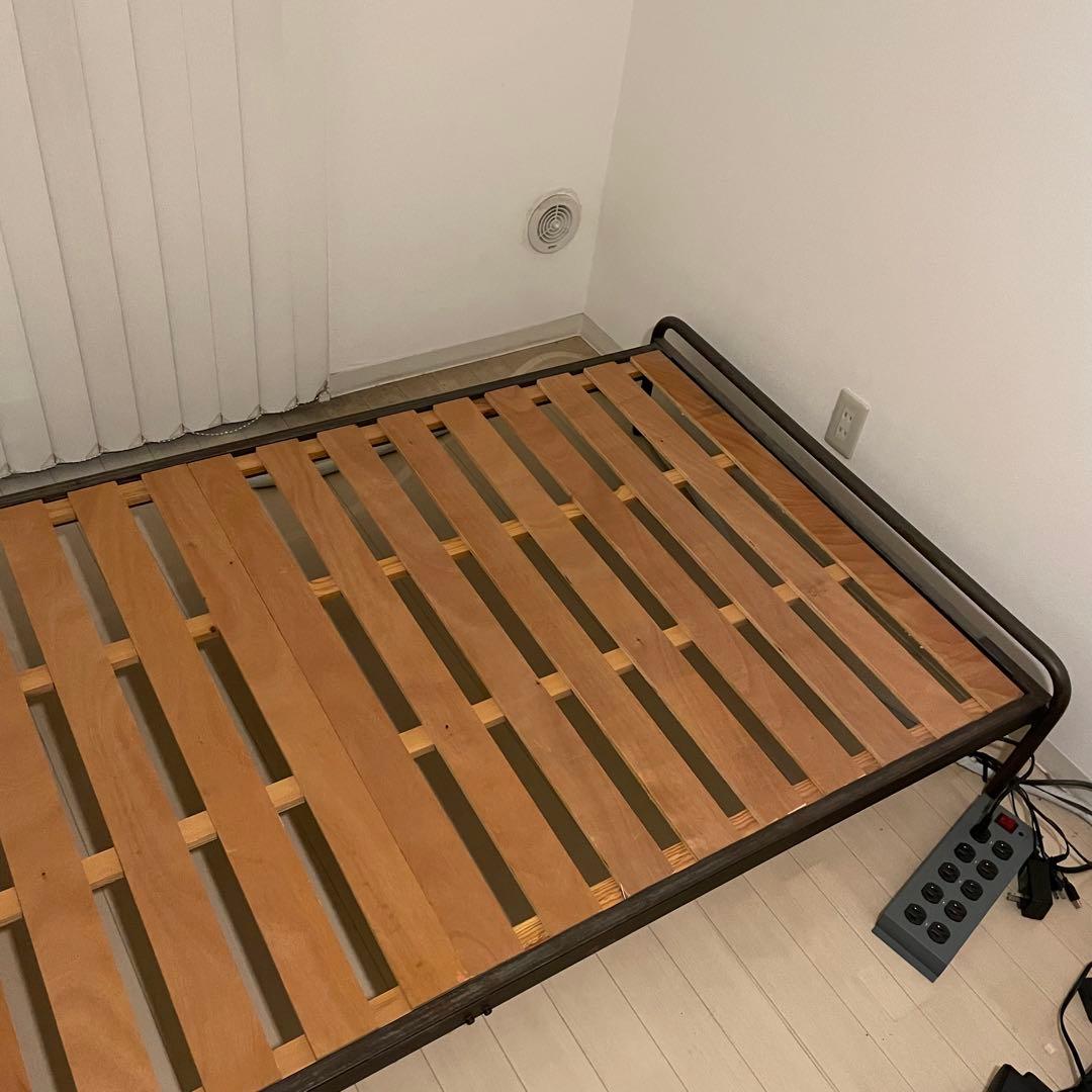 Cセット売り可能。アデペシュ a depeche シングルベッドフレーム