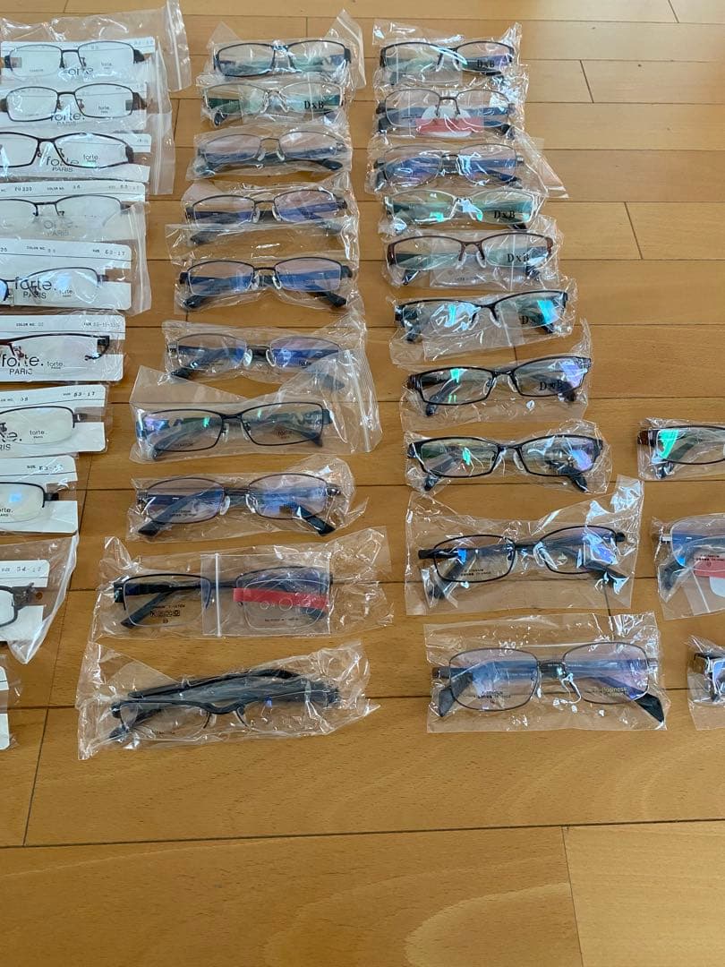 メガネフレーム　卸売り