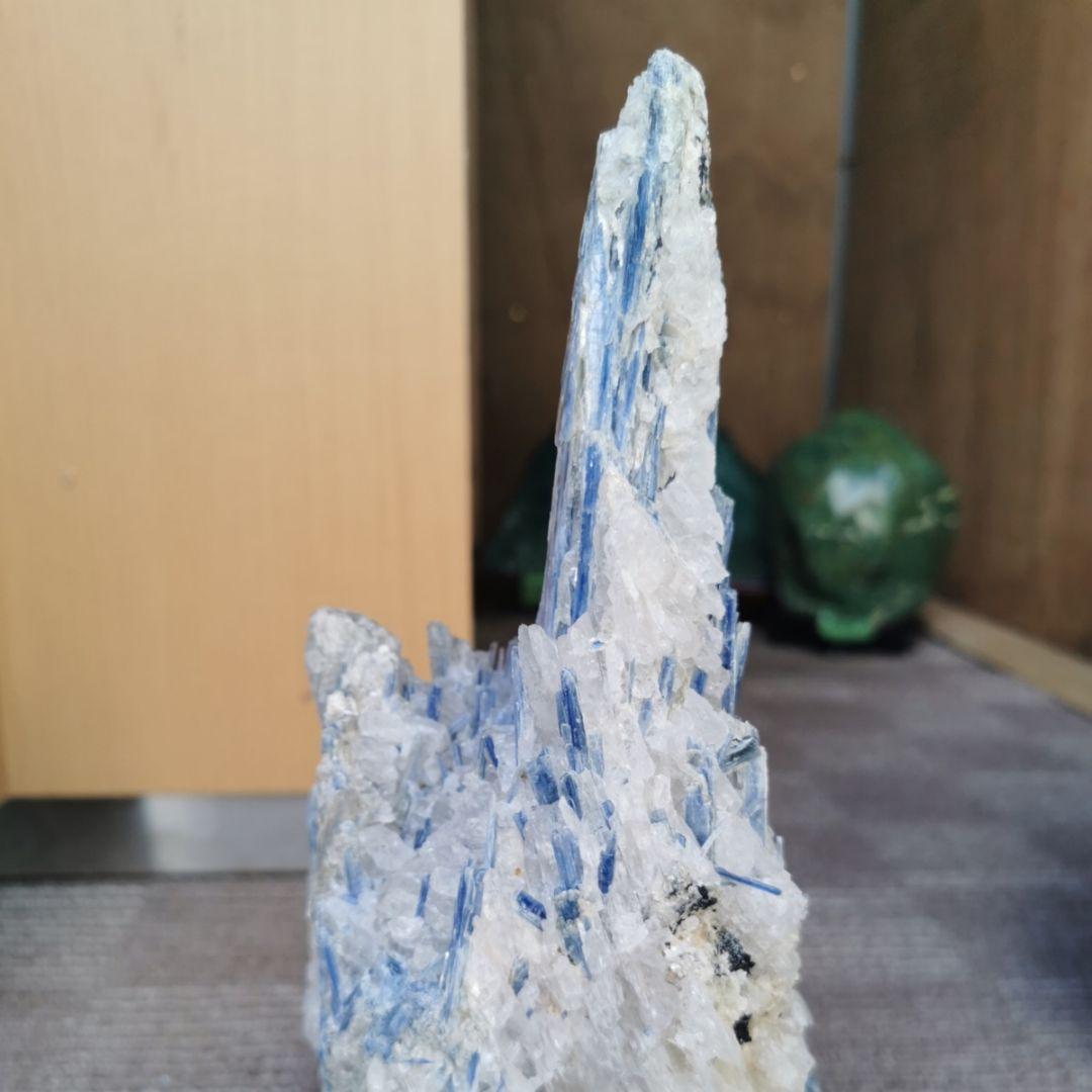 カイヤナイト　原石　3.1キロ　鑑賞石　石　置物　オブジェ　インテリア