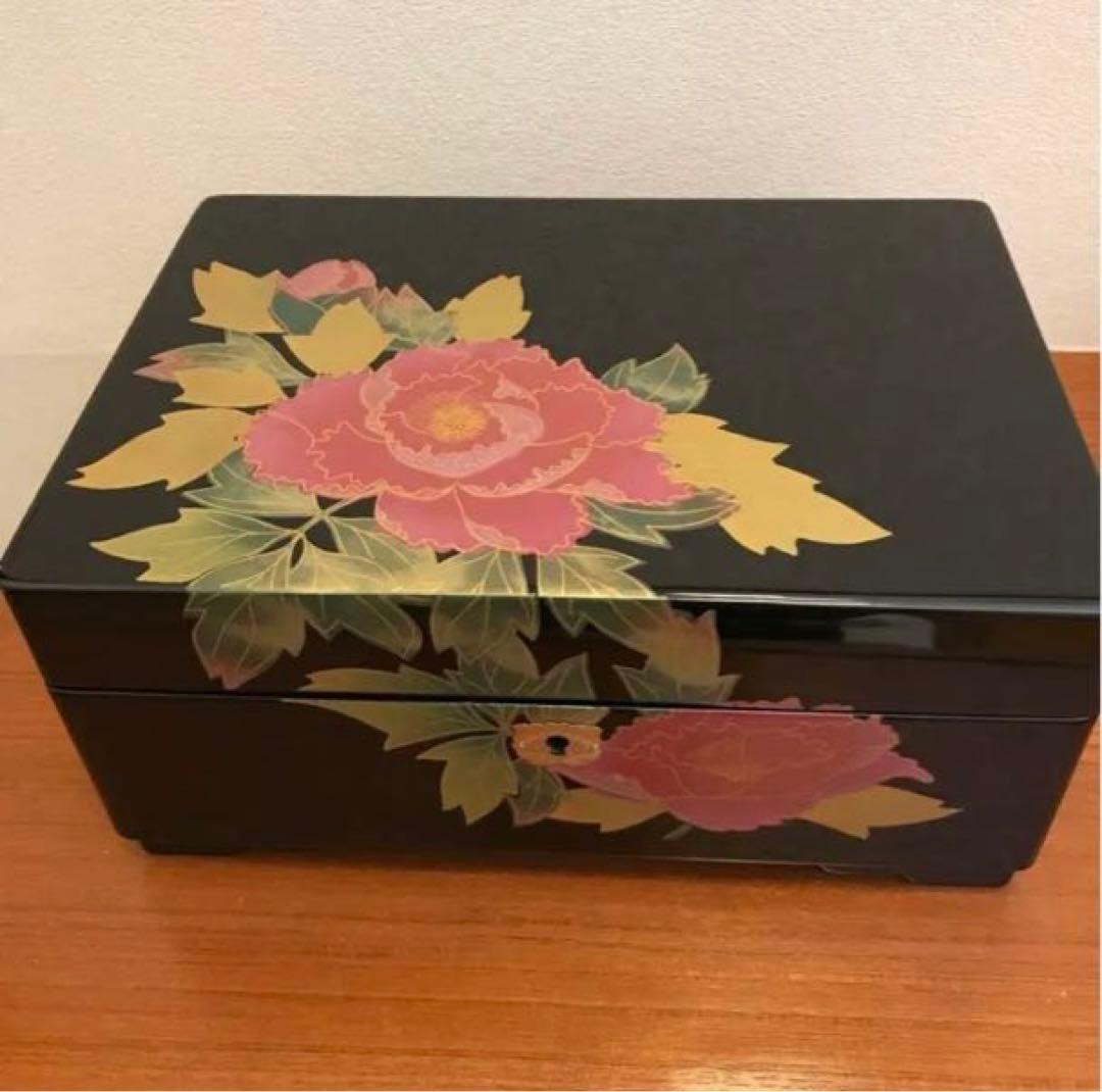会津塗り漆器　鍵付きオルゴール　宝石箱