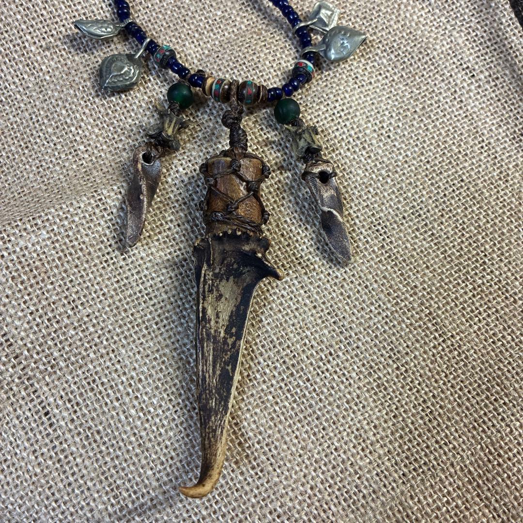 ナガ族　ネックレス　鹿の角　蛇骨　マクラメ　ビンテージ