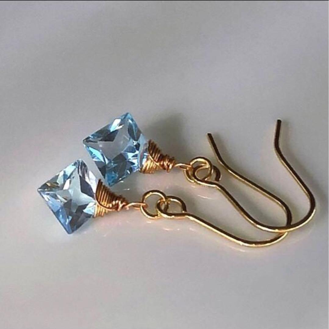 天然石☆宝石級ブルートパーズプリンセスのピアス14kgf - メルカリ