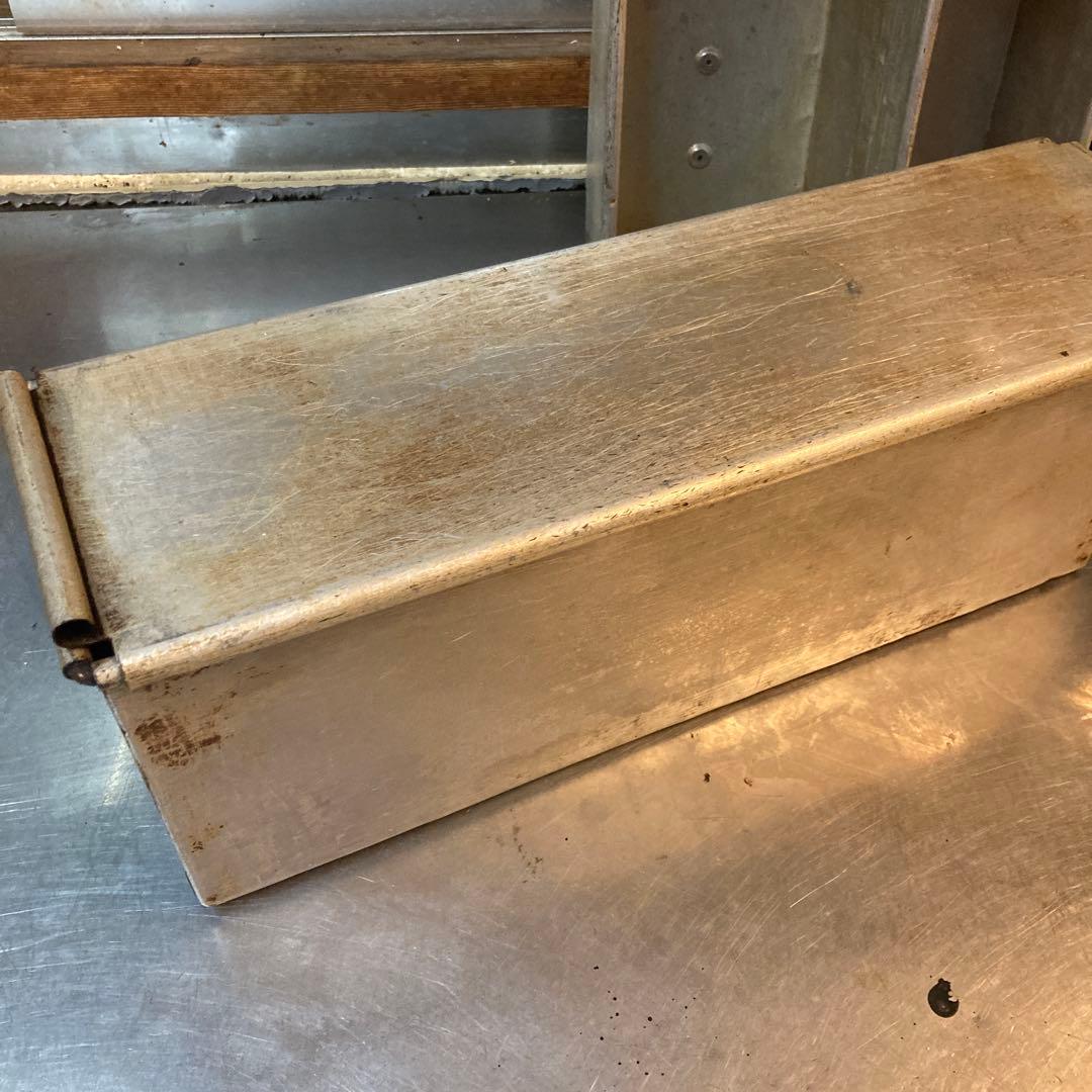 食パンケース長方形フタ付き