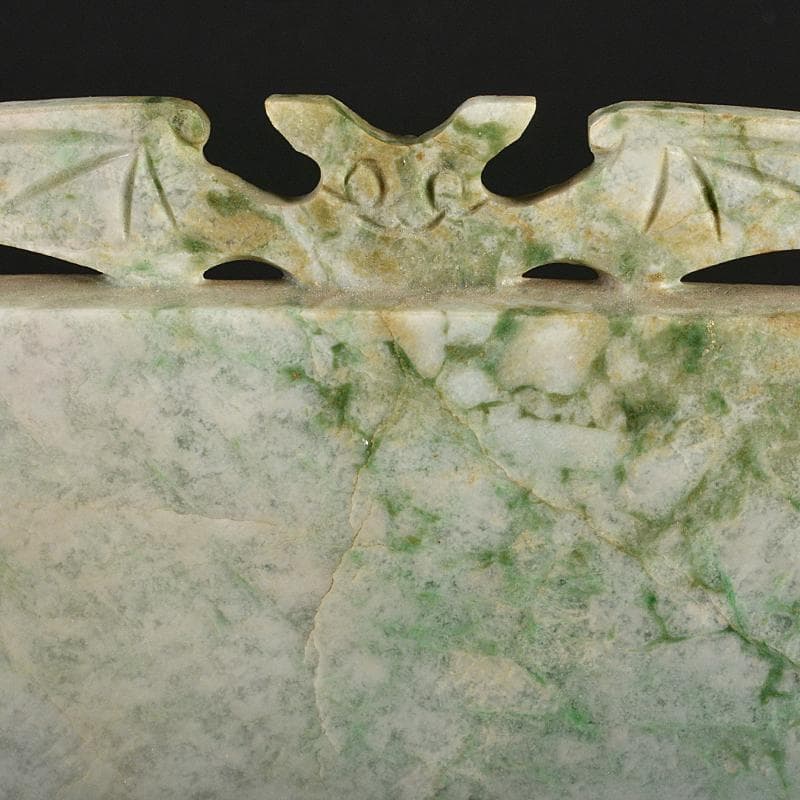 中国　玉石翡翠彫刻　蝙蝠刻　硯屏　時代箱付　U　R6053