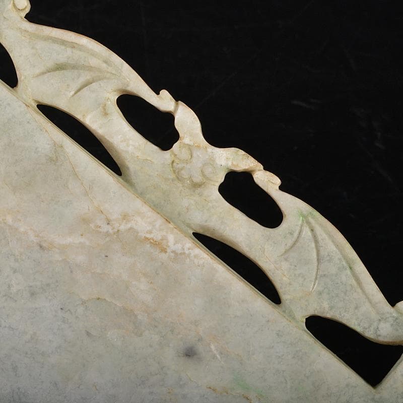 中国　玉石翡翠彫刻　蝙蝠刻　硯屏　時代箱付　U　R6053