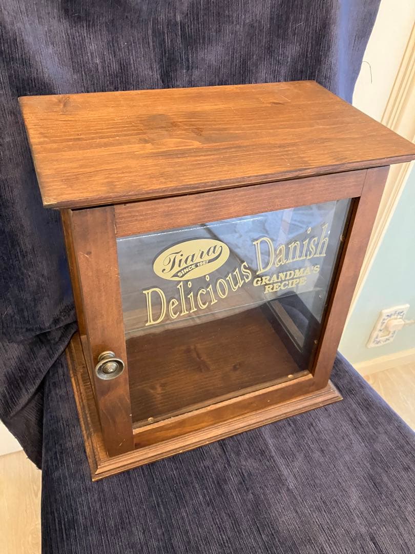 木製 ガラス飾り棚 キャビネット コレクションケース　ショーケース ディスプレイ