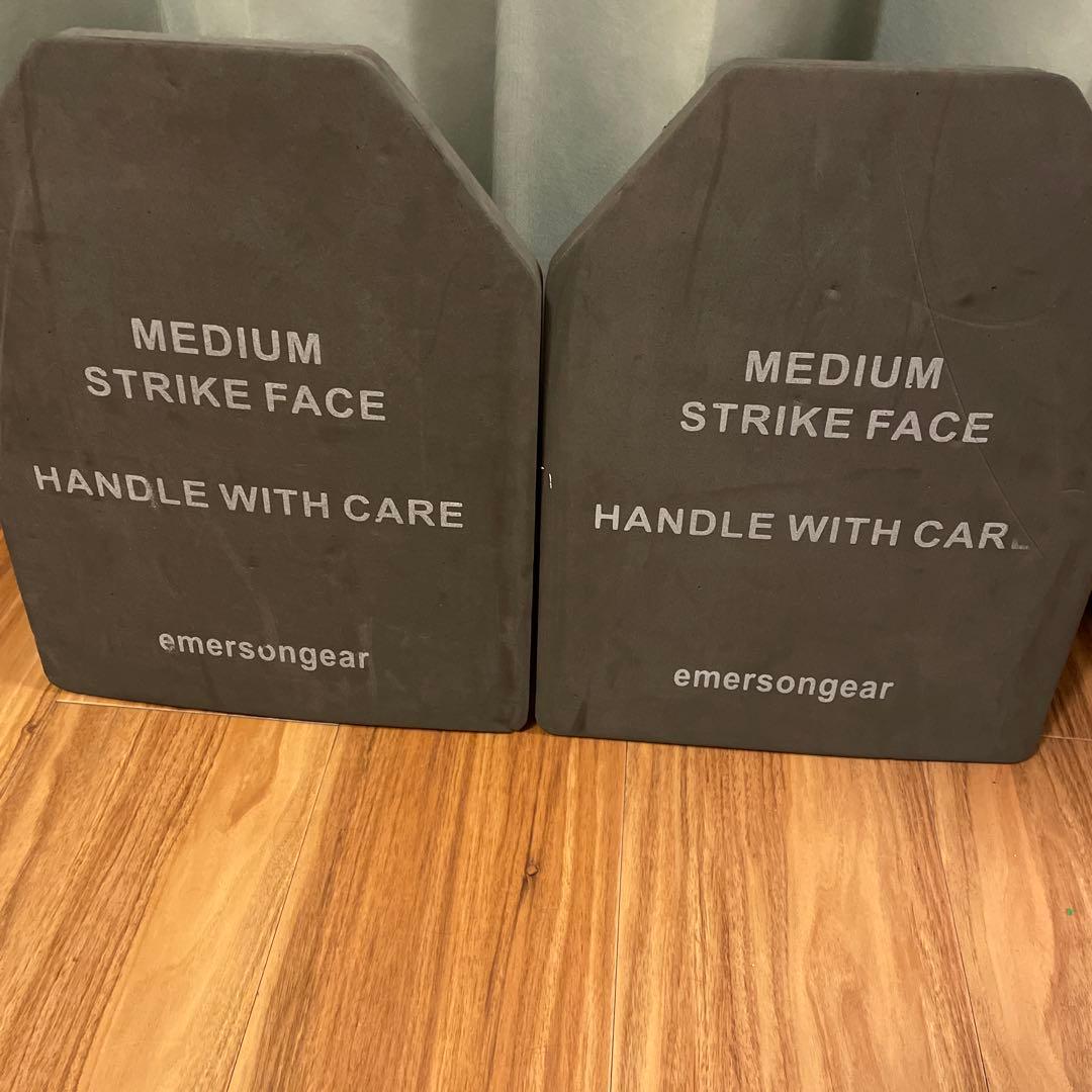 ででまるEmersonGear エマーソンギア　プレートキャリア付属品多数