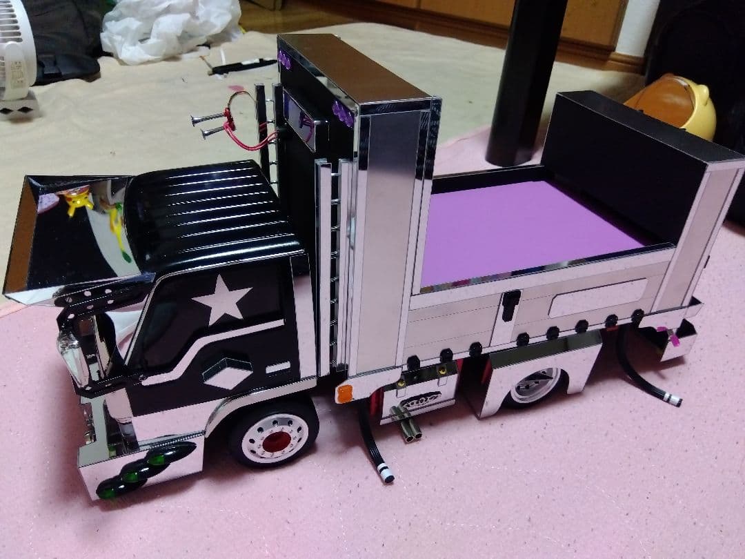 梨くんさん専用）ムネトラ模型 カクキャンターデコトララジコン - メルカリ