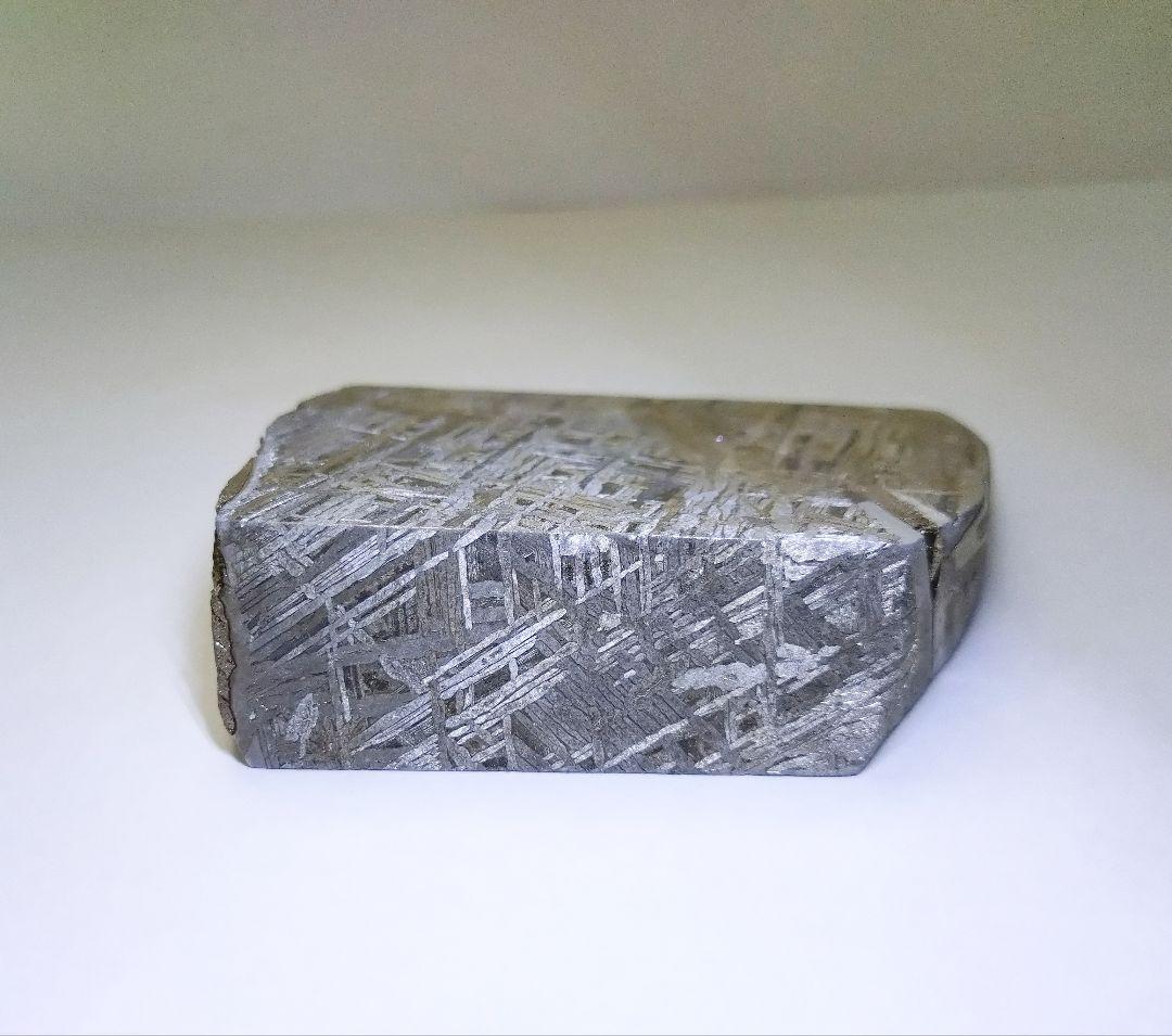 アルタイ隕石 737g 標本 鉄隕石 〈検索ワード ギベオン イミラック